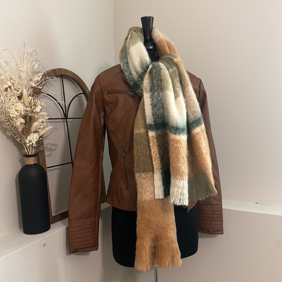 Steve Madden Accessories - Steve Madden Scarf | Fall Blanket Scarf Plaid